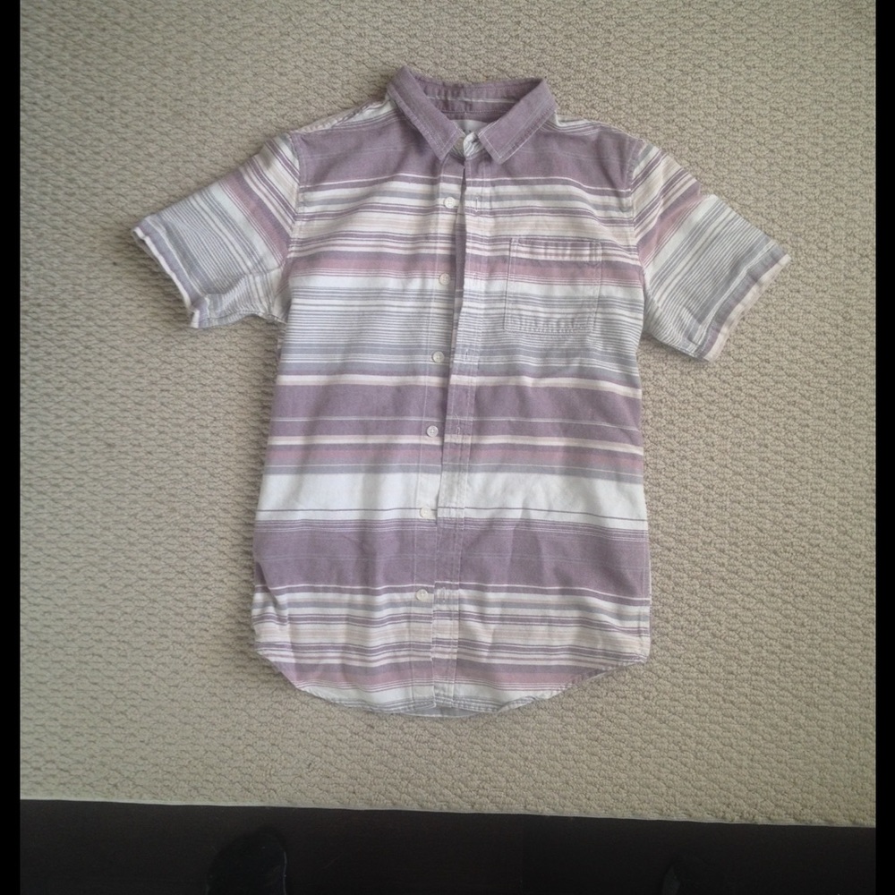 On the Byas button up tee!