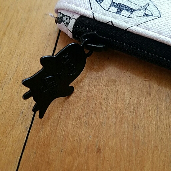 Ipsy x Valfre Makeup Cosmetic Bag - Picture 4 of 7