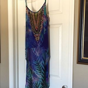 Parides high low printed top