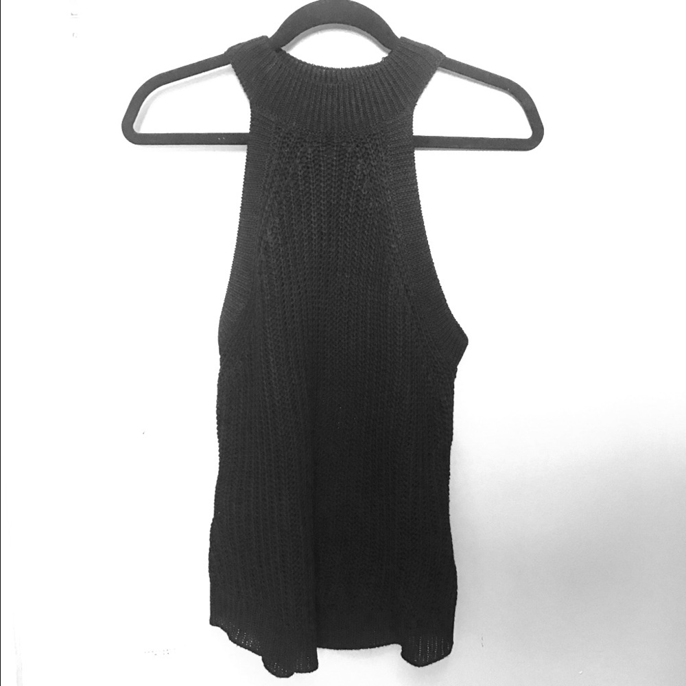 Sweater high-neck tank top