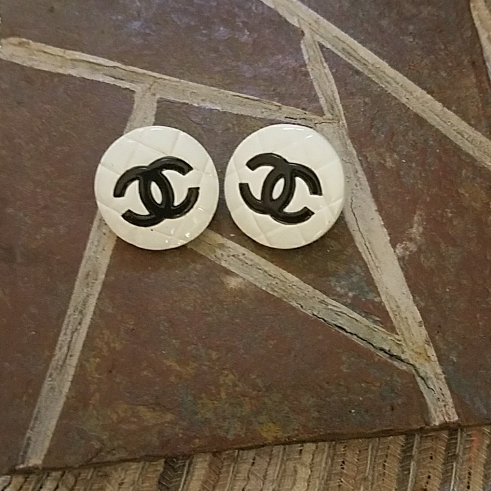 Earrings knock off chanel studs