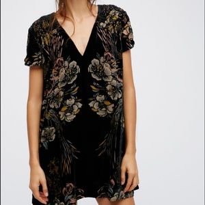 Free People Actin' single velvet swing dress
