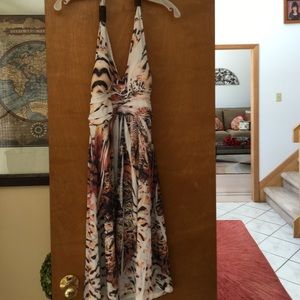 backless very cute summer dress never worn