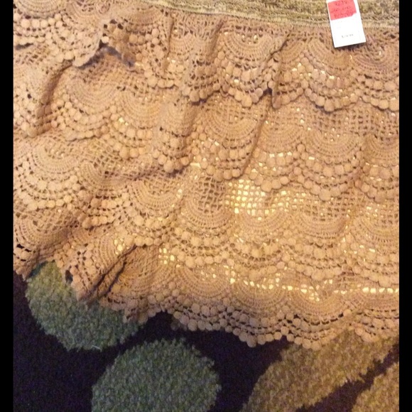 Shorts - Picture 2 of 2