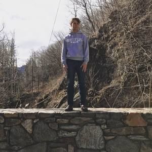 Meet your Posher, Dean