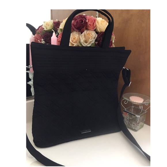 Vera Bradley Handbags - NWOT Vera Bradley Briefcase Tote