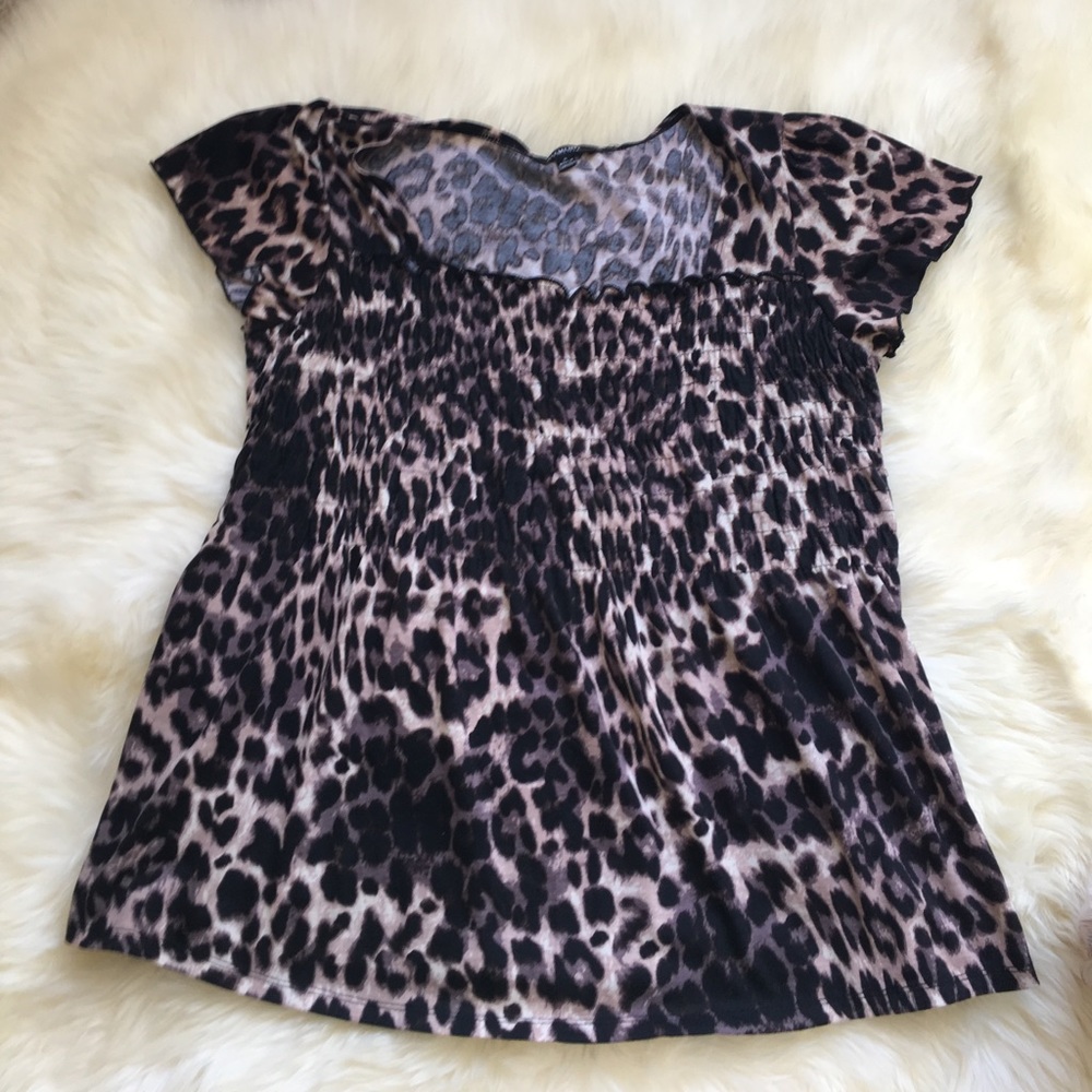 leopard style shirt very cute style