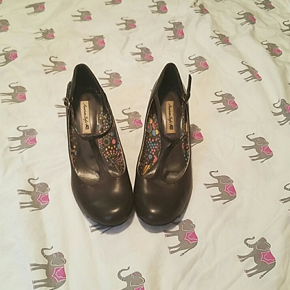 AE by Payless T-stap heels