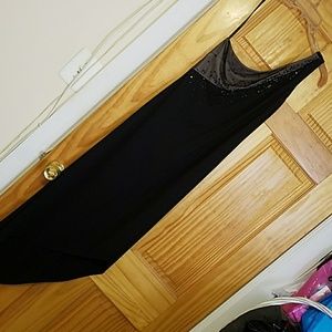 Asymmetrical 1 shoulder dress