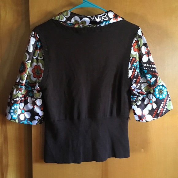 New brown top - Picture 2 of 4