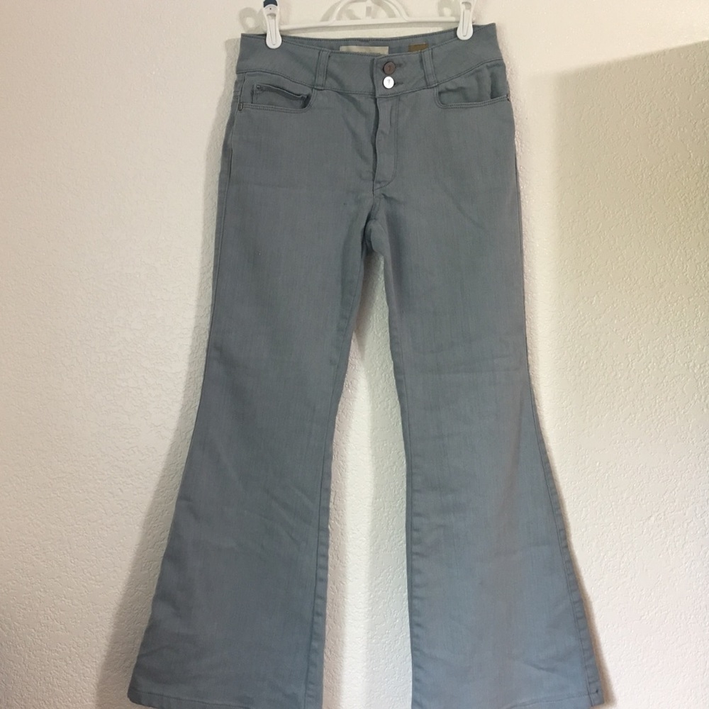 Anthropologie 27 mid rise flares in sage
