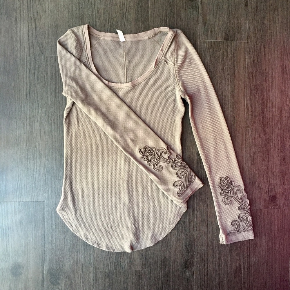 Long sleeve top