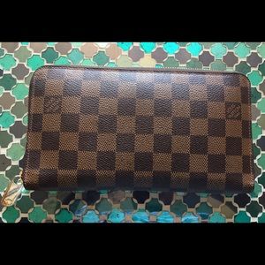 Louis Vuitton Zippy Organizer Damier Canvas