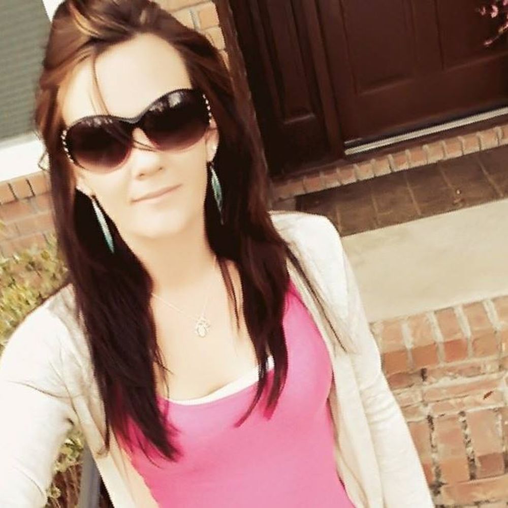 Meet your Posher, Charli