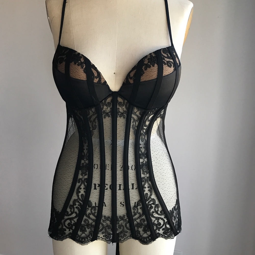 Stunning La perla bustier.