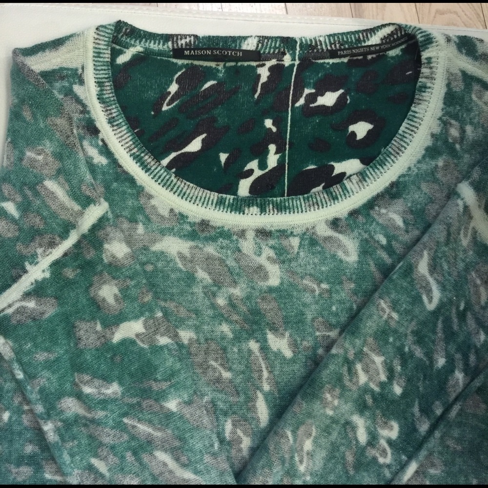 Scotch & Soda lightweight sweater, back detailing