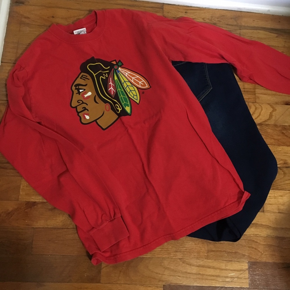 Blackhawks Tee