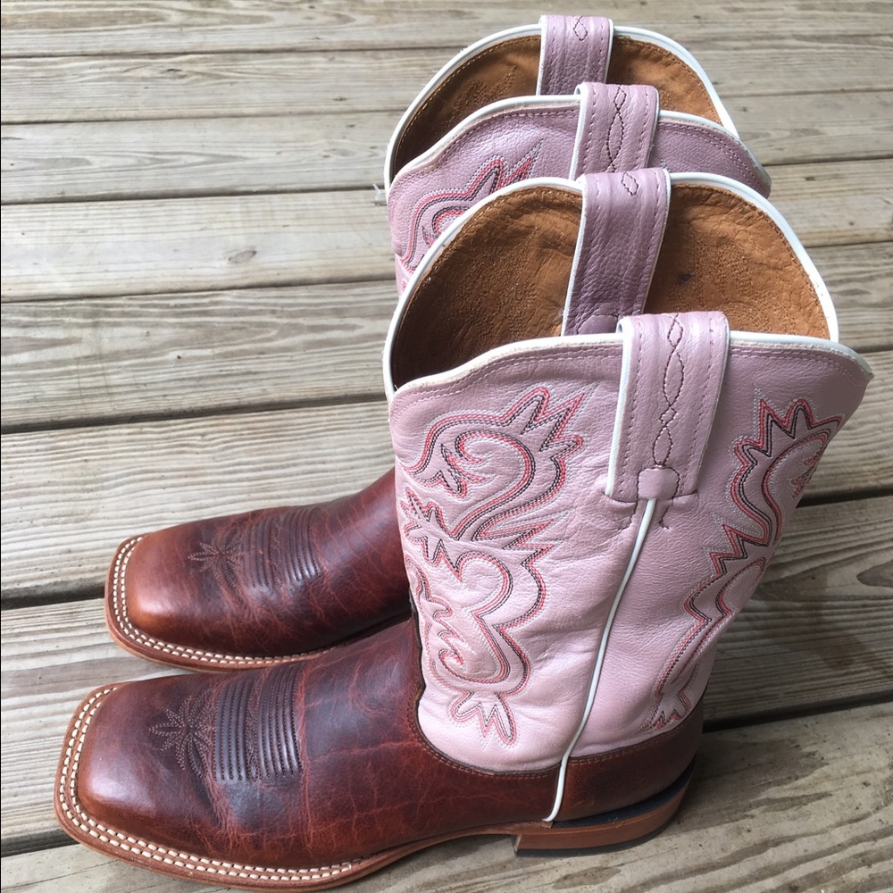 Tony Lamas Boots Pink