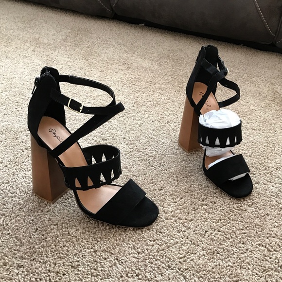 Sandals - Picture 2 of 2