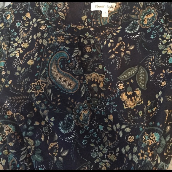 Floral keyhole Romper - Picture 3 of 3