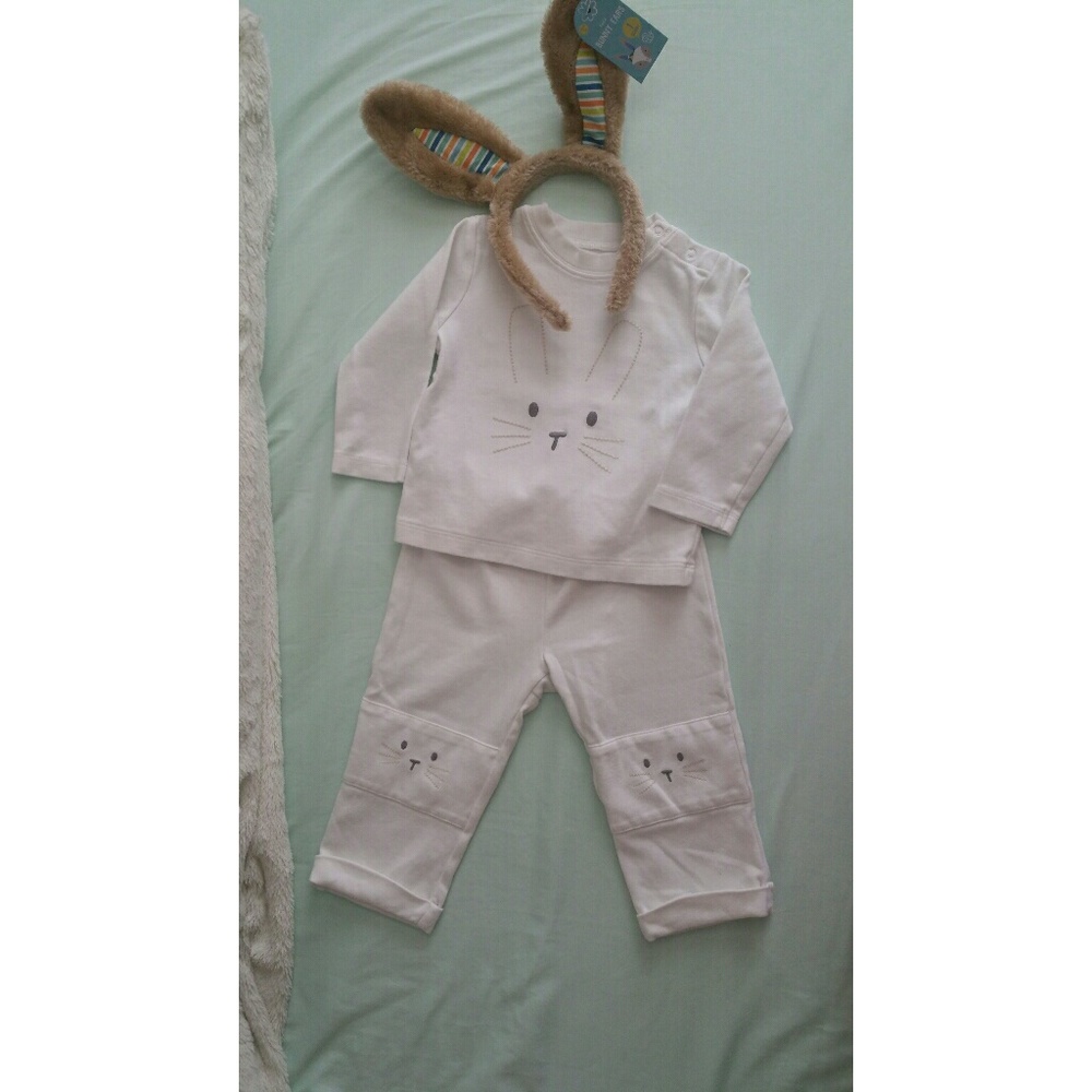 Gymboree White Bunny Outfit