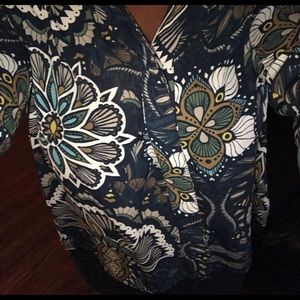 Floral long sleeve spring top