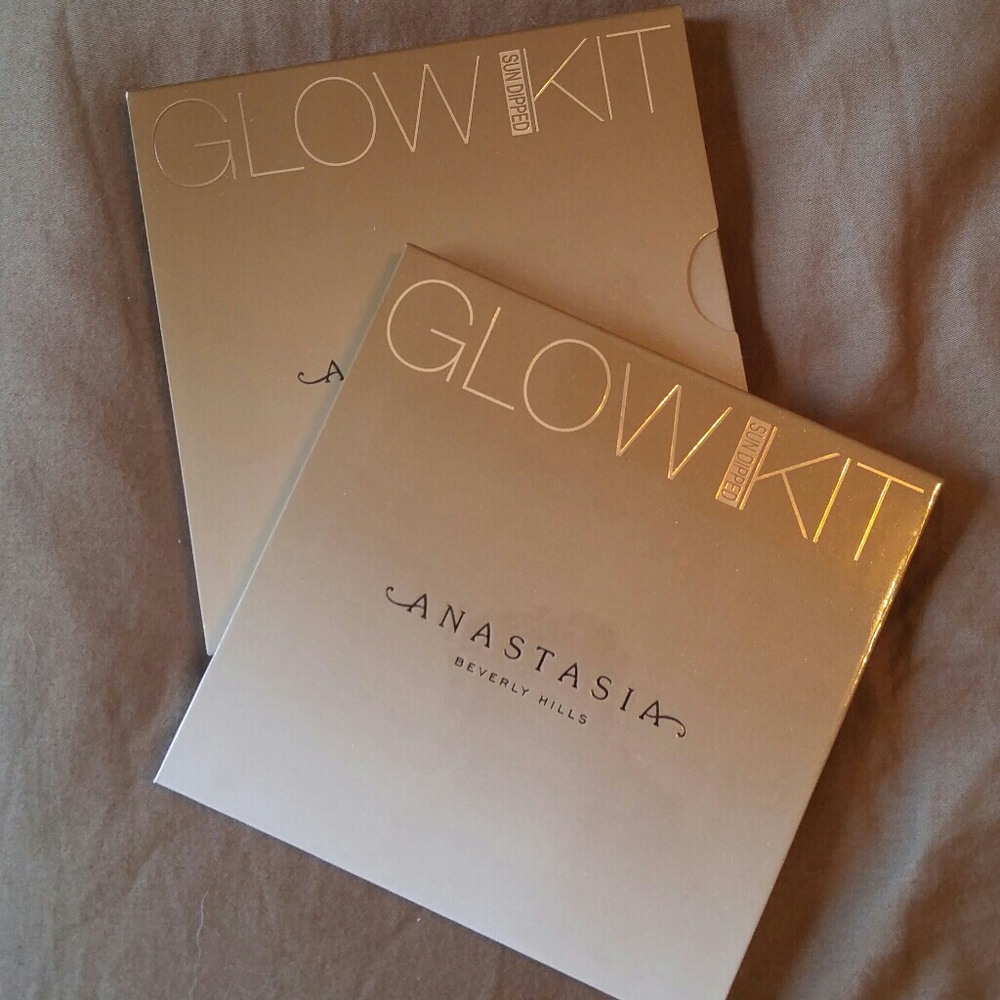 Anastasia Beverly Hills Glow Kit in Sun Dipped - Picture 2 of 3