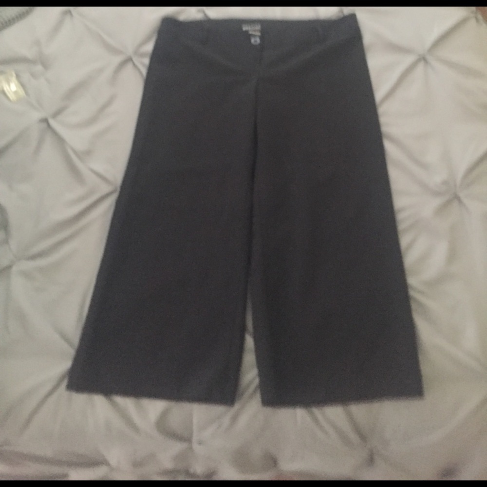 Capri trousers