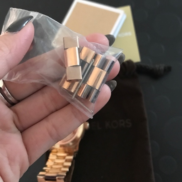 Micheal Kors watch main image 4