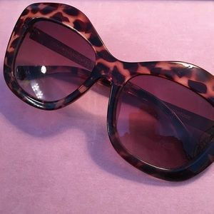 Lucky Brand Sunglasses 😎