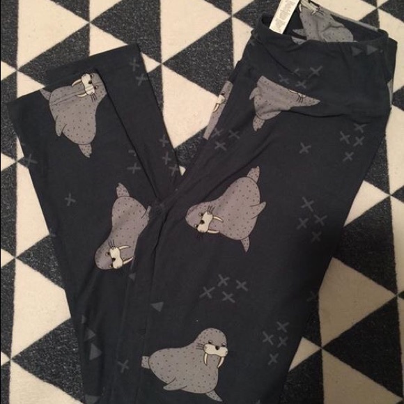 Lularoe OS Walrus Leggings BRAND NEW - Picture 1 of 2
