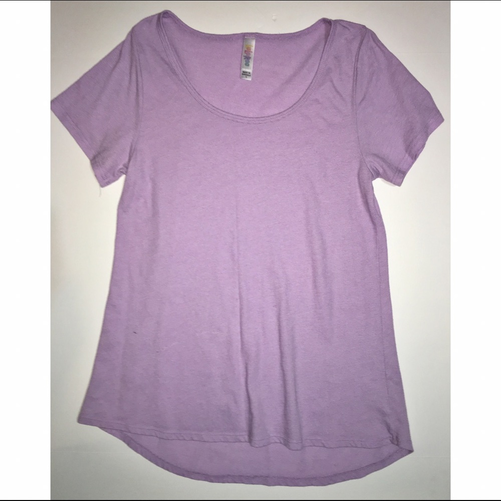 Small Lularoe Classic Tee