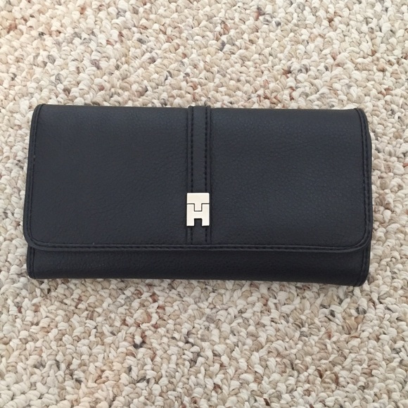 Tommy Hilfiger Handbags - Tommy Hilfiger Black Leather Wallet!