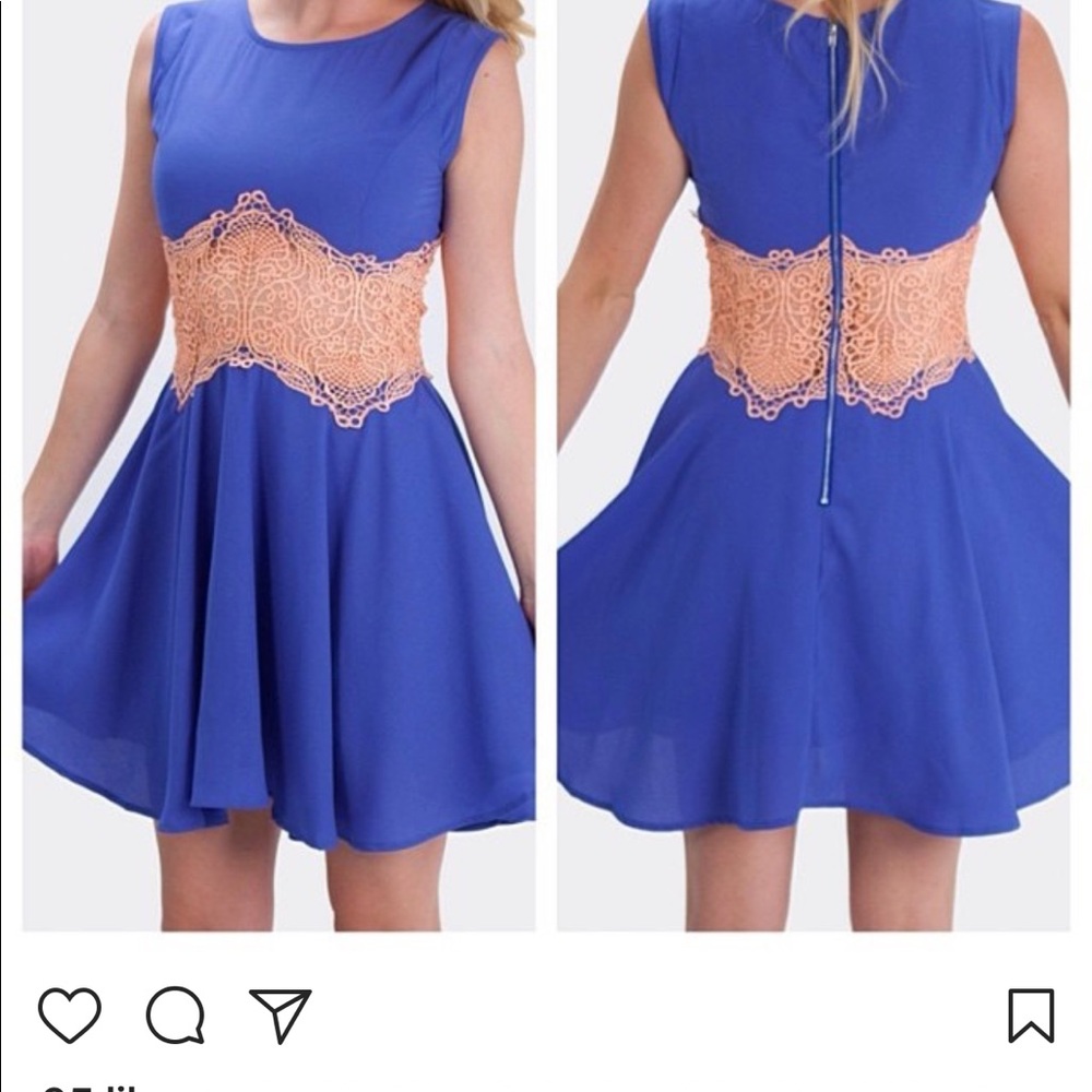 New lace waisted skater dress size small