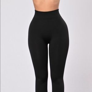 Fashion nova "yes fleece leggings"