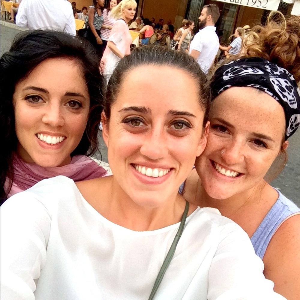 Meet your Posher, Dana