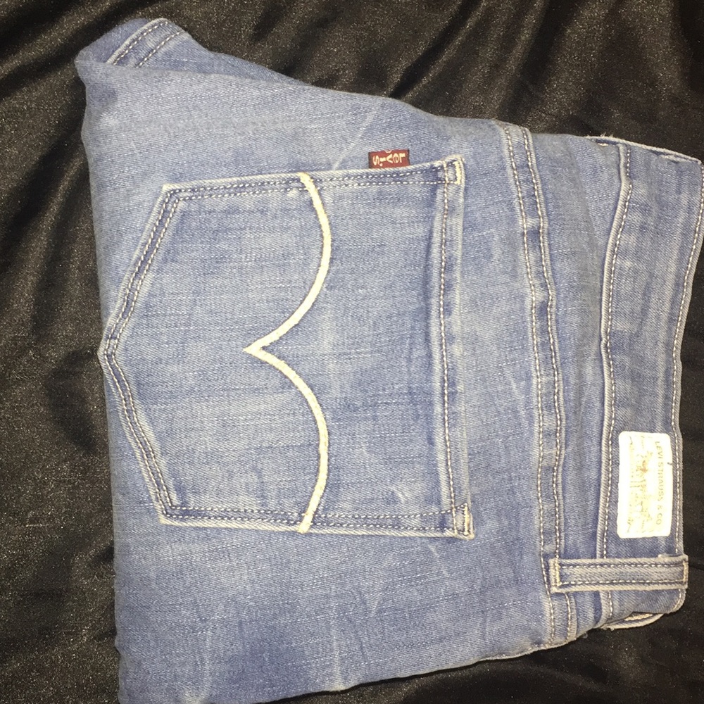 Blue Capri Levi's