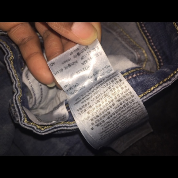 Blue Levi's - Picture 3 of 4