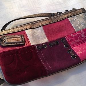 Coach Wristlet 💕