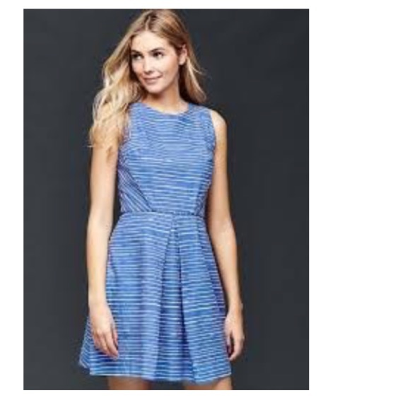 GAP Dresses & Skirts - GAP Spring Dress!