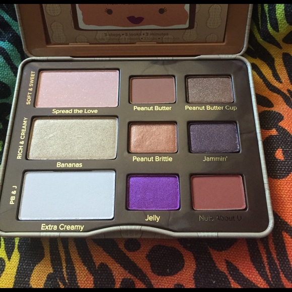 Too Faced Peanut Butter & Jelly Eyeshadow Palette - Picture 7 of 8