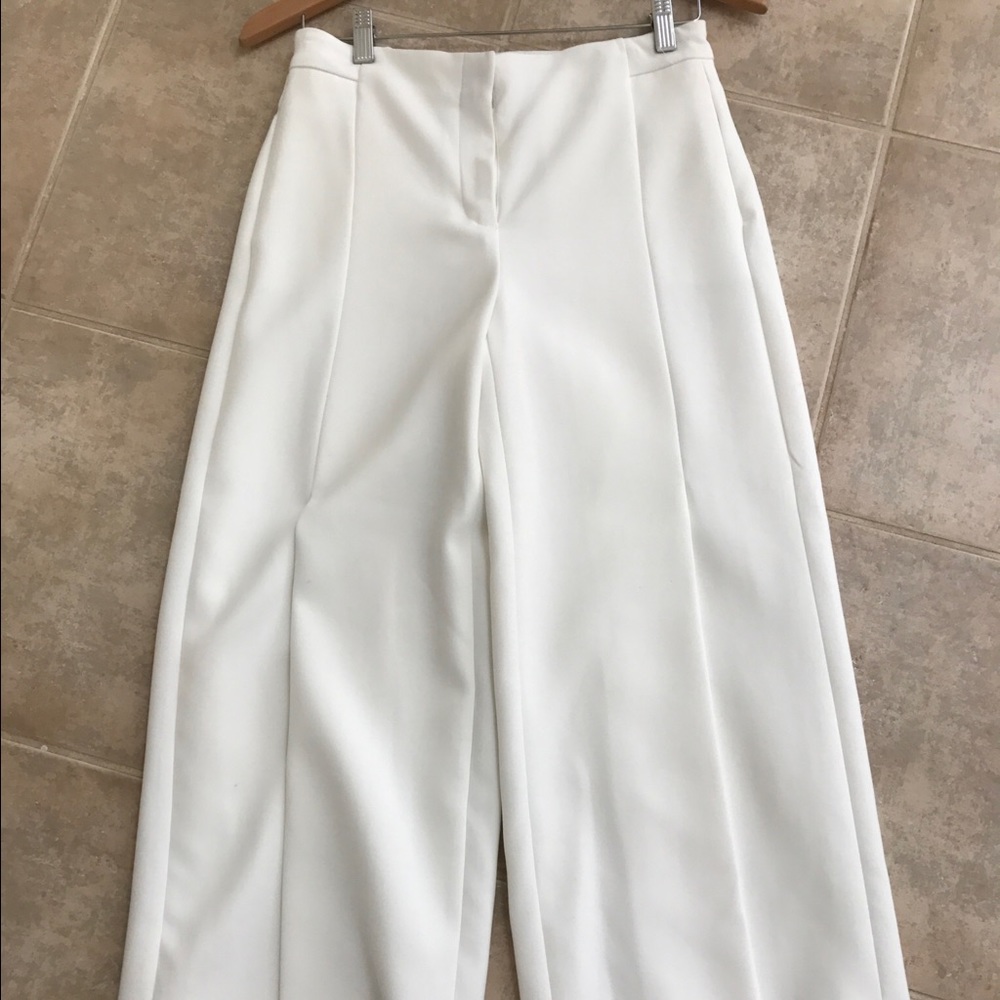 WHBM ecru (white) wide leg cropped pants