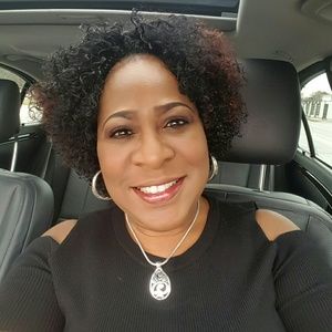 Meet your Posher, Jackie