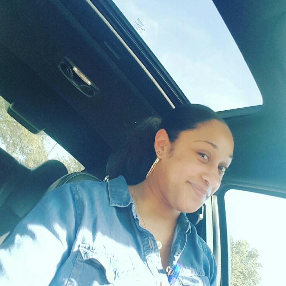 Meet your Posher, Cherita