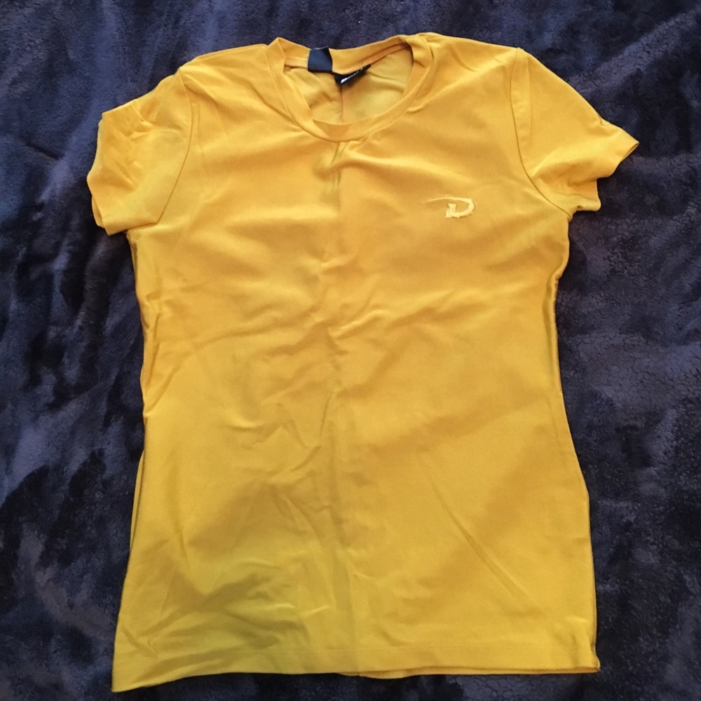 DKNY top