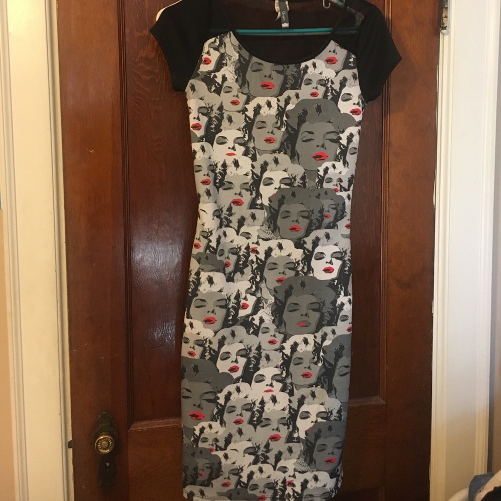 Marilyn Monroe dress