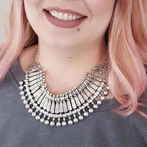✨Stunning Bohemian Vintage Bib Necklace ✨