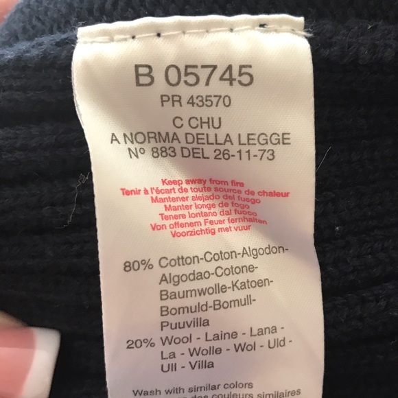 Burberry Baby Vest - Size 18 months - Picture 3 of 3