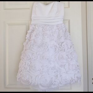 Calling all brides! Gorgeous white rosette dress