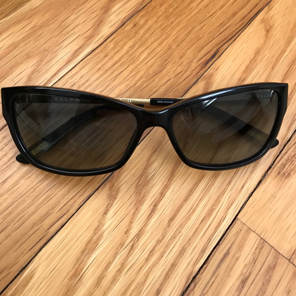RALPH Ralph Lauren Sunglasses